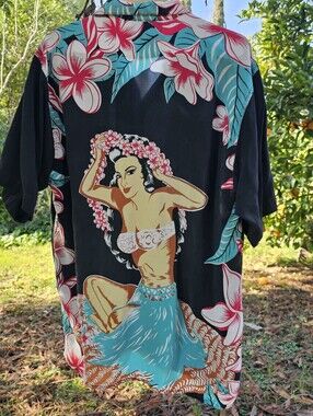 Vintage Avanti Hawaiian 100% Silk Aloha Club Shirt Hula Girl Print Mens L